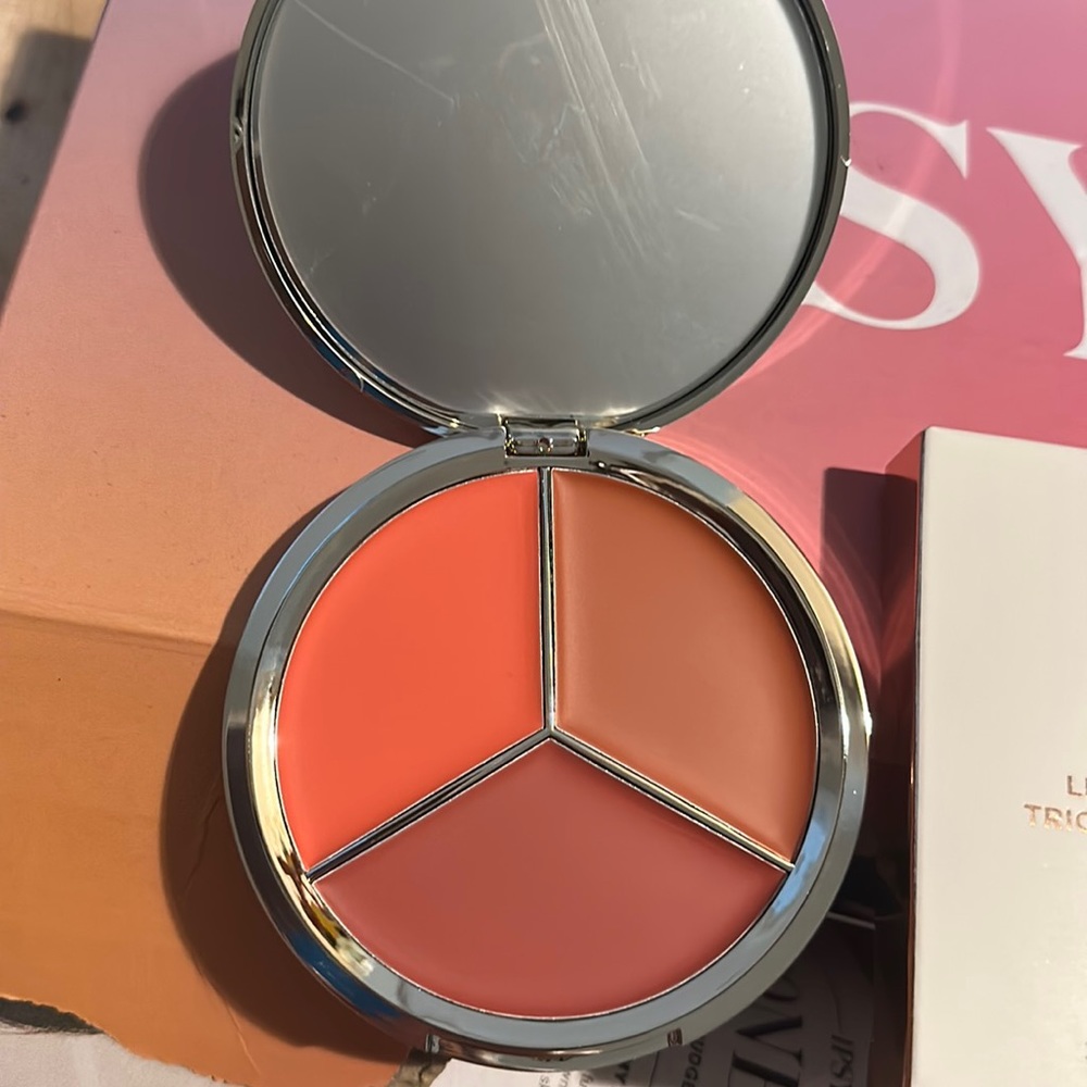 Iconic London - Lip and Cheek Cream Trio - Brand New in Box!